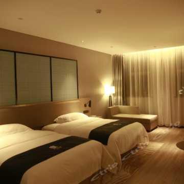 Echarm Hotel Ji'Nan Railway Station Цзинань Экстерьер фото