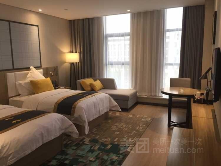 Echarm Hotel Ji'Nan Railway Station Цзинань Экстерьер фото